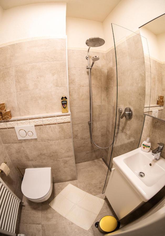 Flow Apartments Winkel Love Und Happiness Μεράνο Εξωτερικό φωτογραφία