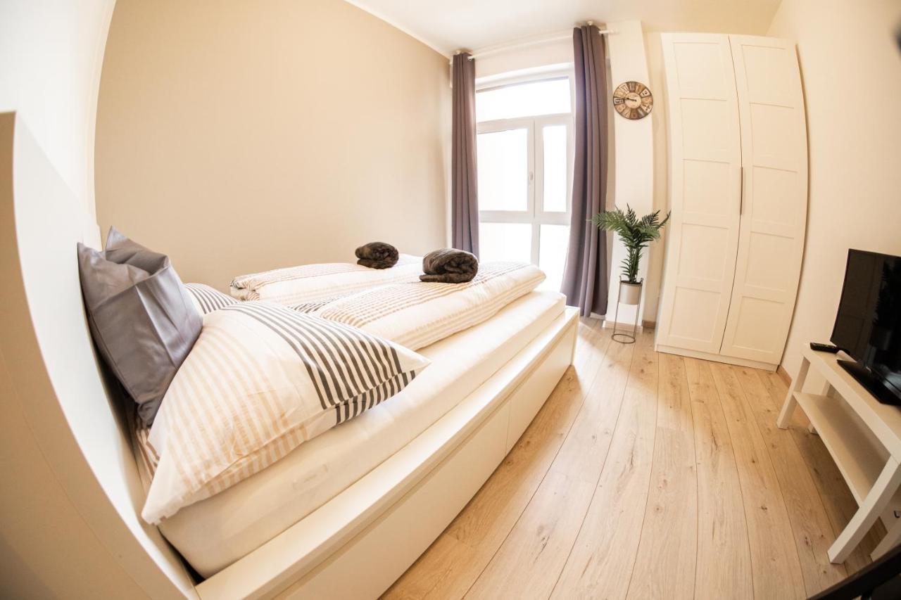 Flow Apartments Winkel Love Und Happiness Μεράνο Εξωτερικό φωτογραφία